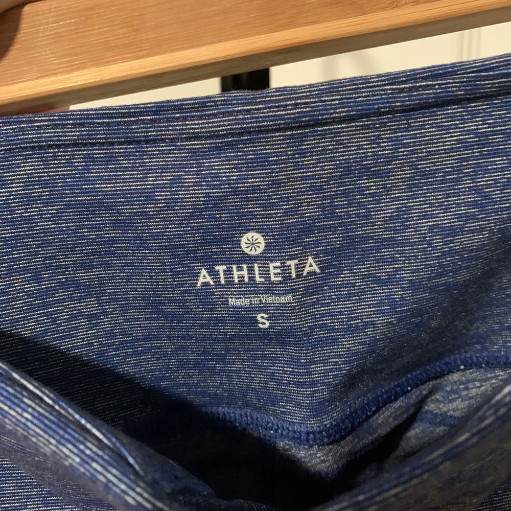Athleta tights 21”